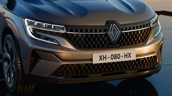 lighting signature - Renault Austral E-Tech full hybrid