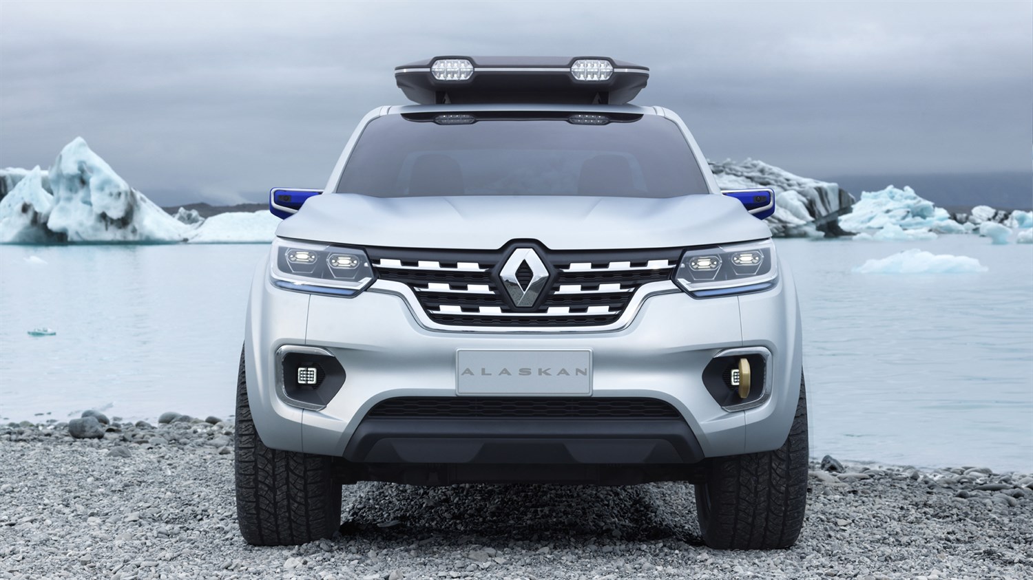 Renault ALASKAN Concept - Face avant - Paysage du grand Nord